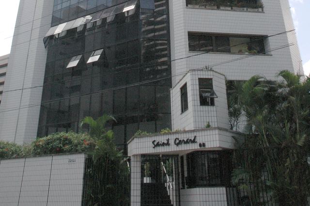 Modernizando a cidade: Edifícios e condomínios residenciais